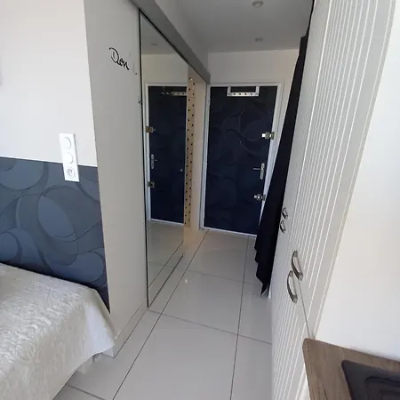 Village Naturiste Cap D'agde Rte 69 *